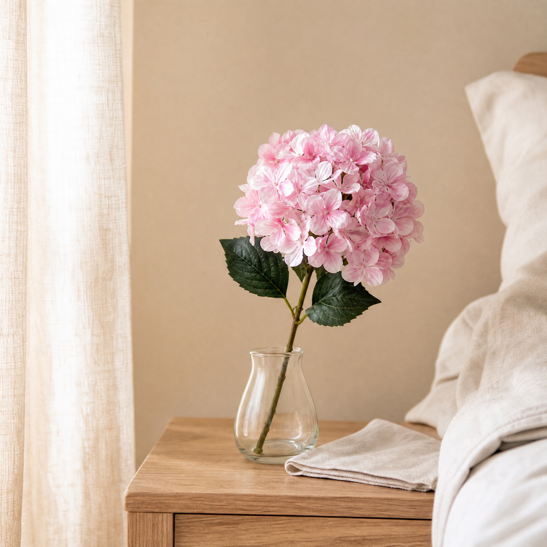 Silk Hydrangea Stem – Faux Floral for Home Decor, Vase, Wedding Arrangement