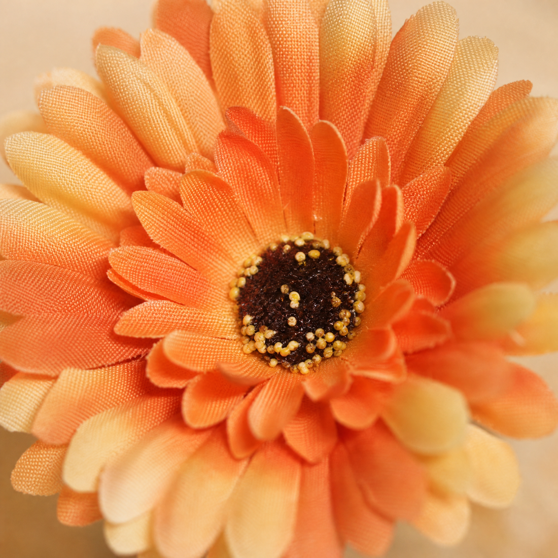 Silk Gerbera Daisy Stems – Faux Floral Arrangement for Home Wedding Decor