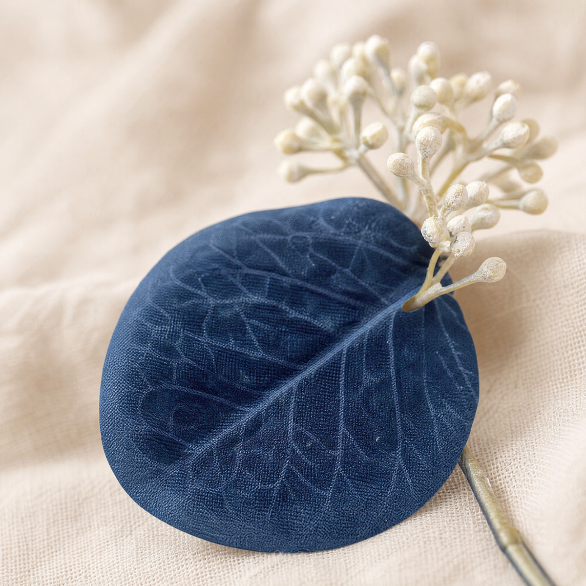 Faux Eucalyptus Stems – Blue Artificial Greenery Spray for Vase and Home Decor