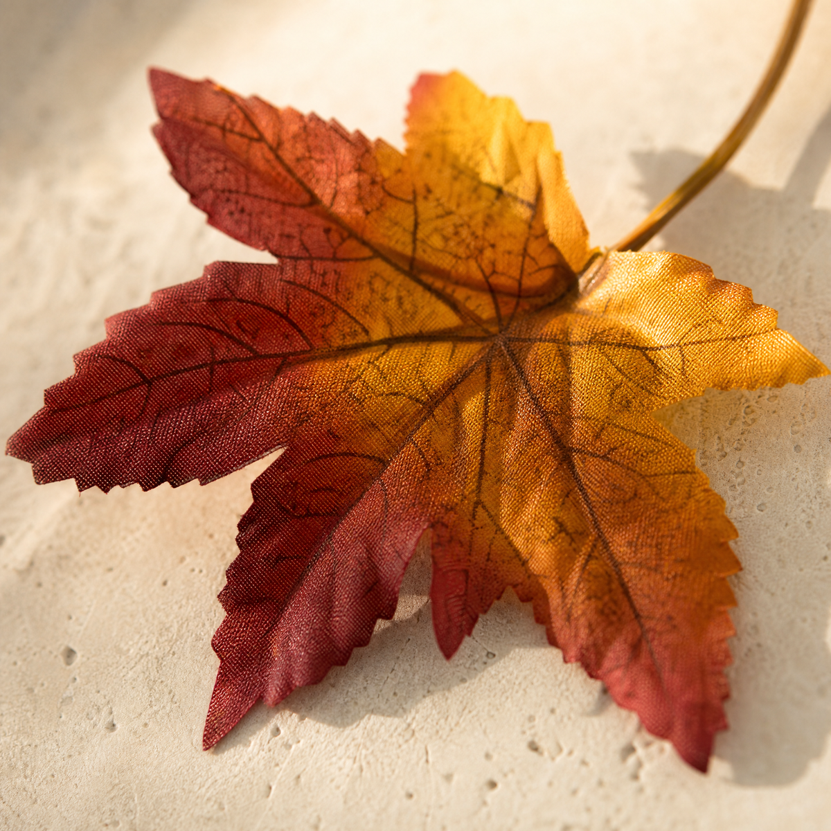 Artificial Maple Leaf Garland – 175cm Silk Autumn Vine for Home and Table Decor