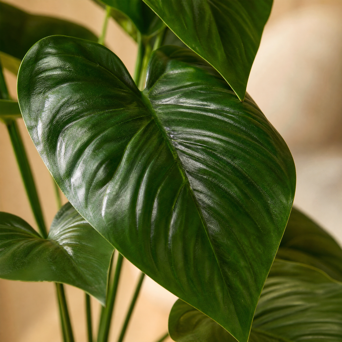 Artificial Anthurium Plant – 18 Head Faux Flamingo Flower Red Indoor Home Decor