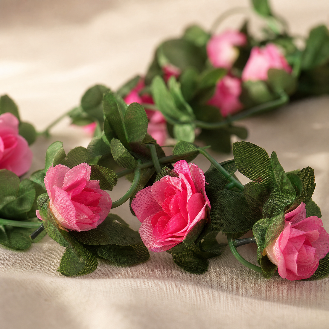 Artificial Rose Vine Garland – 250cm Faux Floral Arch Wedding Home Decor 45 Heads