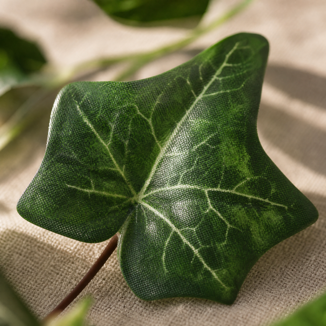 Artificial Ivy Garland Faux Vine – 1.8m Silk Leaf Hanging Plant for Wall Wedding Decor
