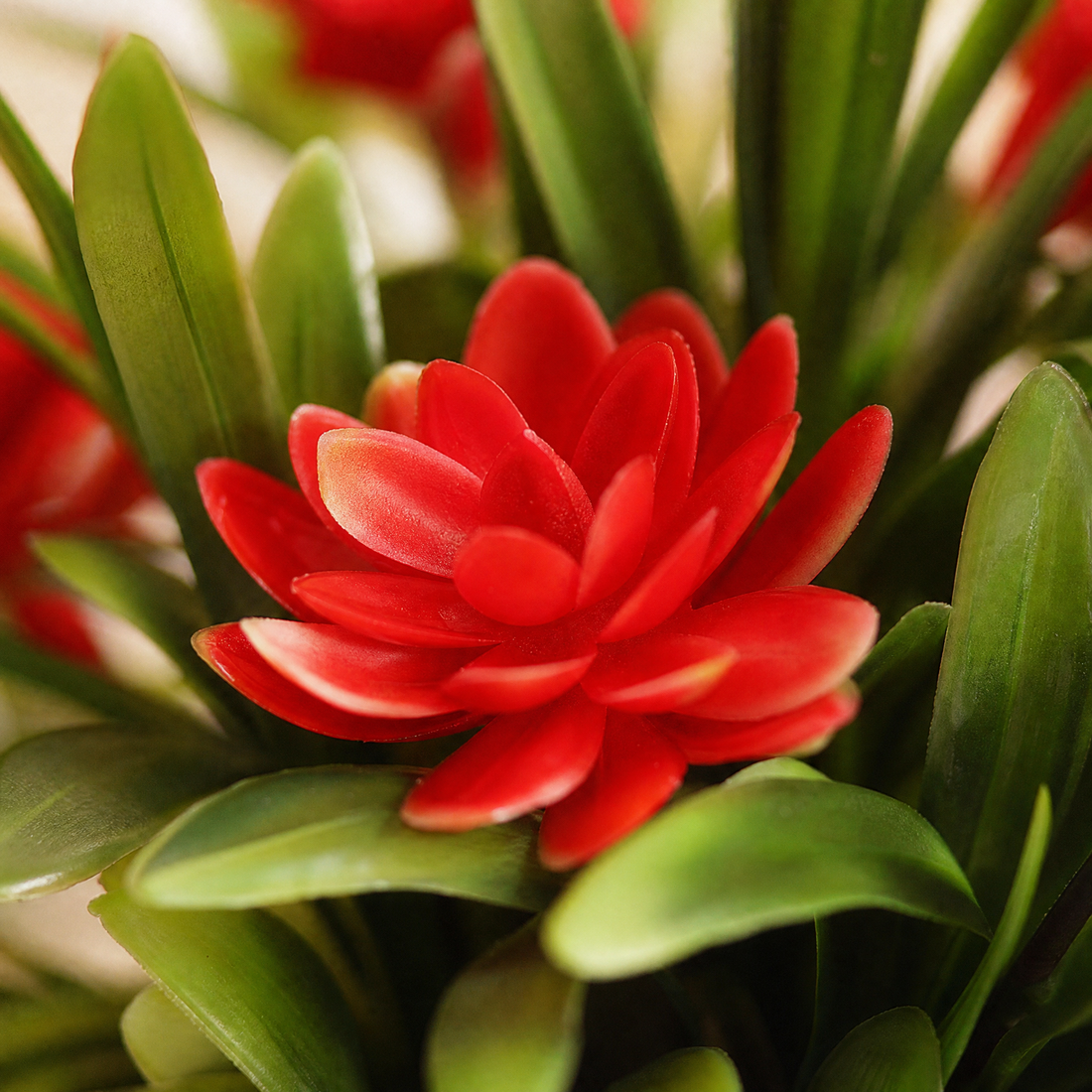 Artificial Flower Plant Pot – Faux Botanical Desktop Decor Home Office Gift