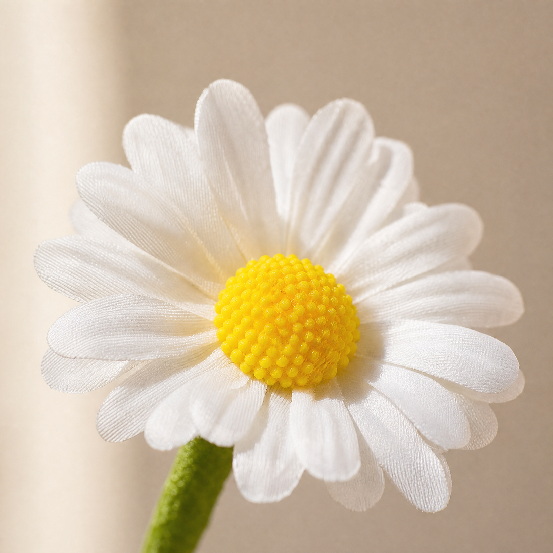 Faux Daisy Stems Set of 12 – 120 Heads Artificial Wildflower Bunch Home Decor